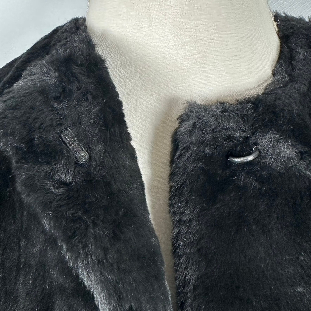 Duffel Outdoor Black Faux Fur Plush Jacket Bolero Crop Cozy Soft Winter Size S - Picture 10 of 11